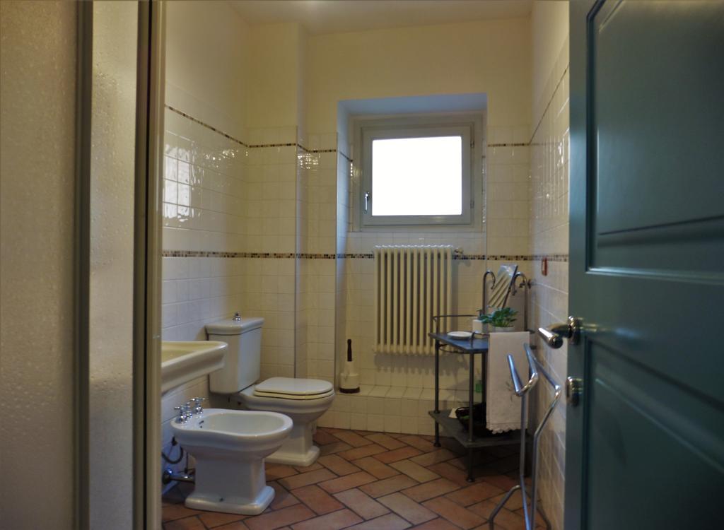 B&B Leon D'Oro Pusiano Δωμάτιο φωτογραφία