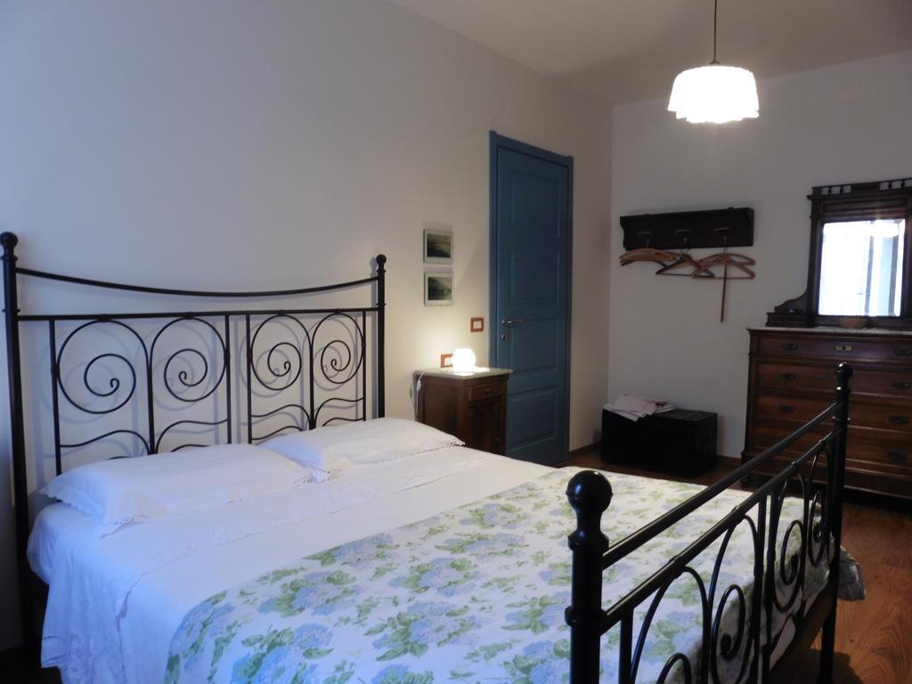 B&B Leon D'Oro Pusiano Δωμάτιο φωτογραφία