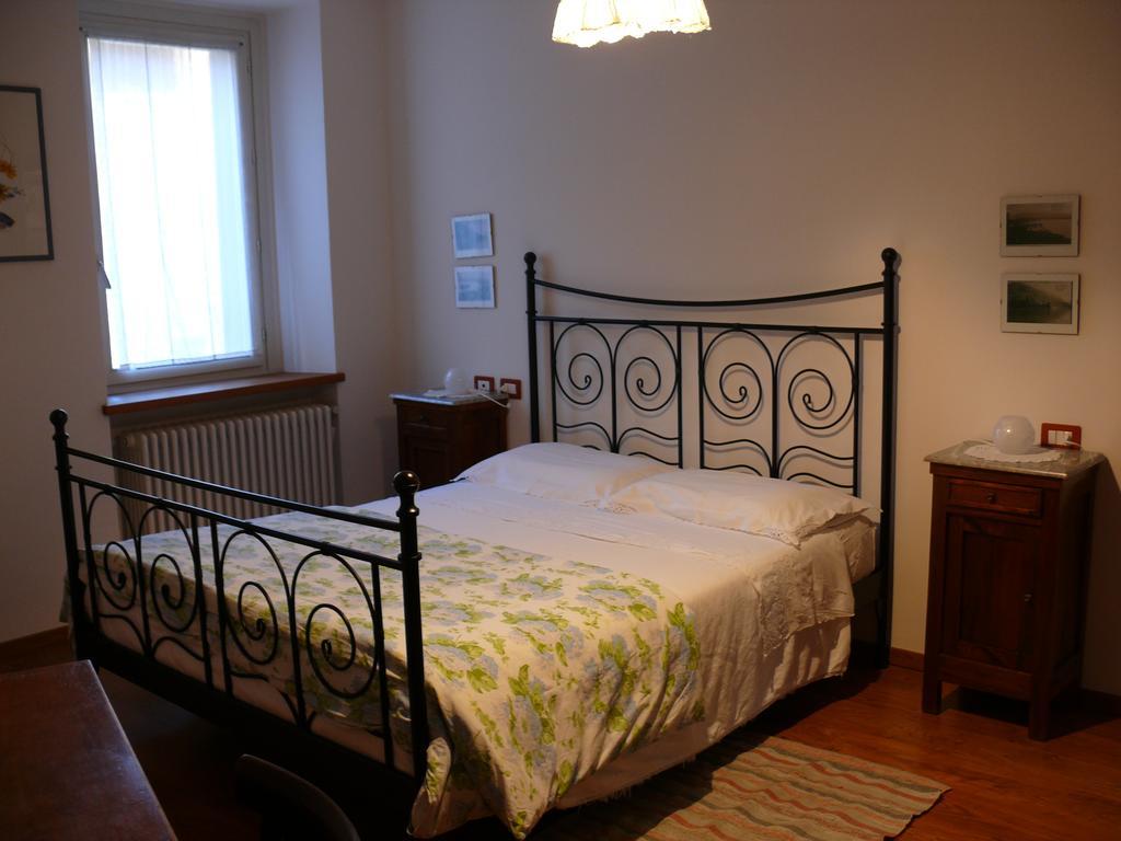B&B Leon D'Oro Pusiano Δωμάτιο φωτογραφία