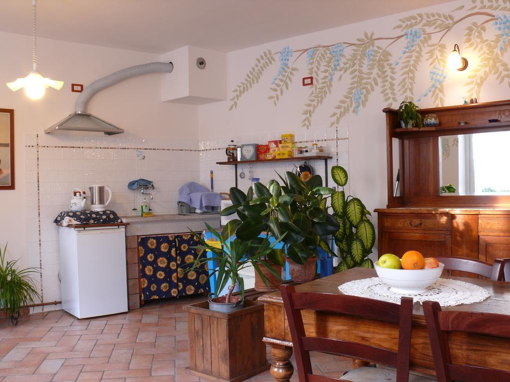 B&B Leon D'Oro Pusiano Δωμάτιο φωτογραφία