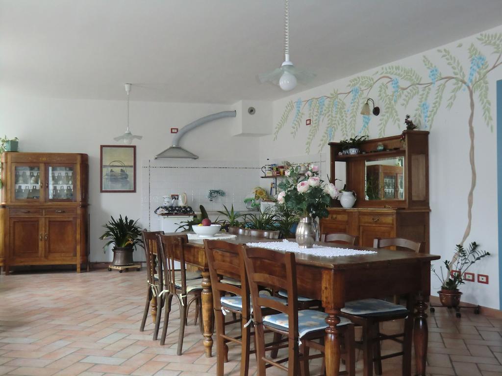 B&B Leon D'Oro Pusiano Δωμάτιο φωτογραφία